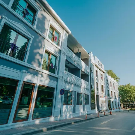 Ener Old Castle Szálloda