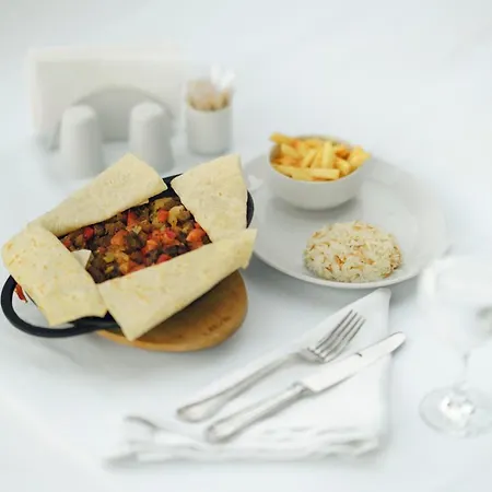 Szálloda Ener Old Castle 4*