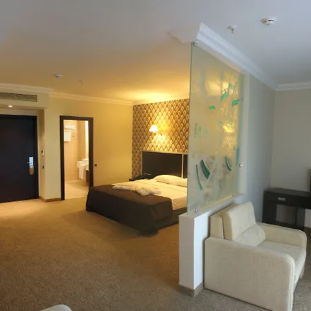 Ener Old Castle Szálloda Darıca