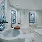 Ener Old Castle Hotel 4*