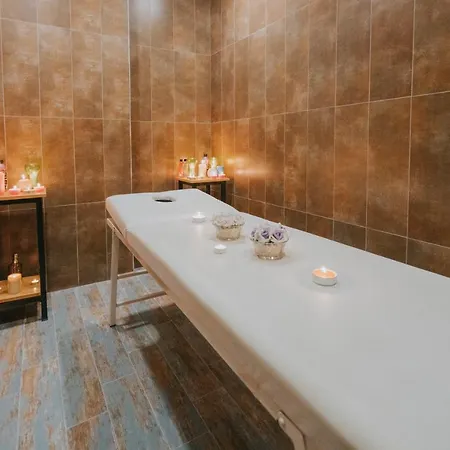 Ener Old Castle Hotel 4*