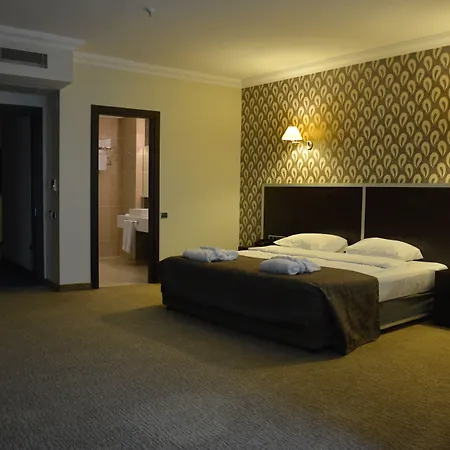 Ener Old Castle 4*