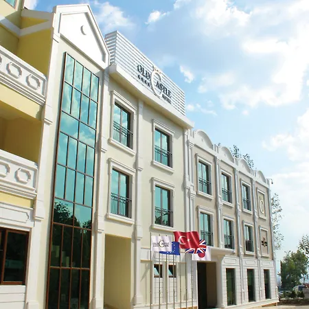 Ener Old Castle Hotel